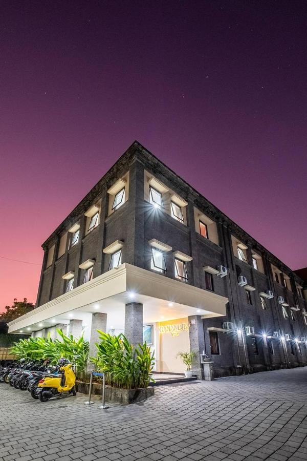 Ganandra Stay Denpasar Esterno foto